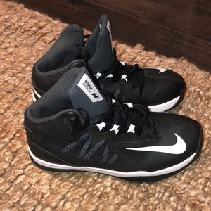 Nike AirMax basketball shoes